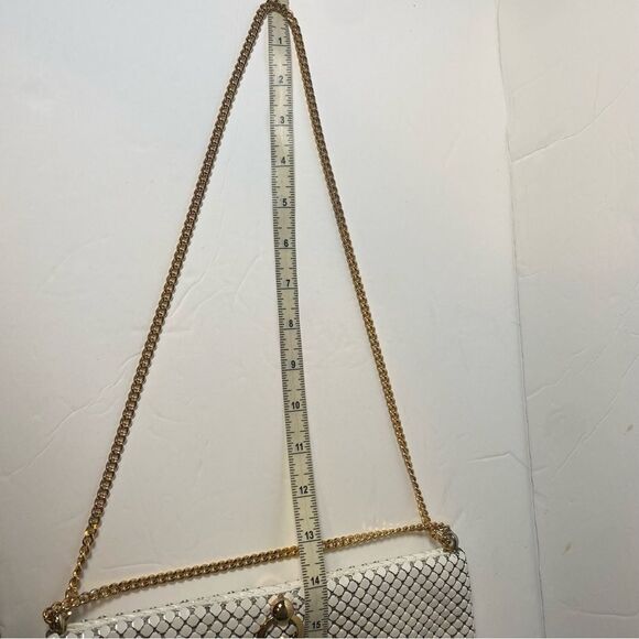 Whiting and Davis Vintage White Mesh Metal Purse W/Adjustable Gold Chain Strap - Picture 9 of 13